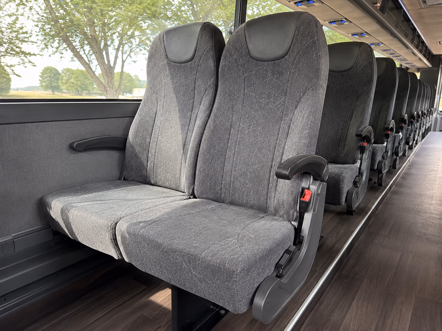 hvn airport shuttles for out of town wedding guests